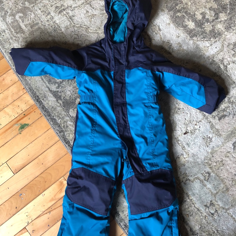 L.L Bean toddler SNOWSUIT LIKE NEW